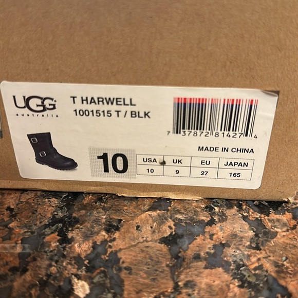 Ugg T Hartwell Black Leather Boots for a Child. Size 10 - Picture 5 of 5